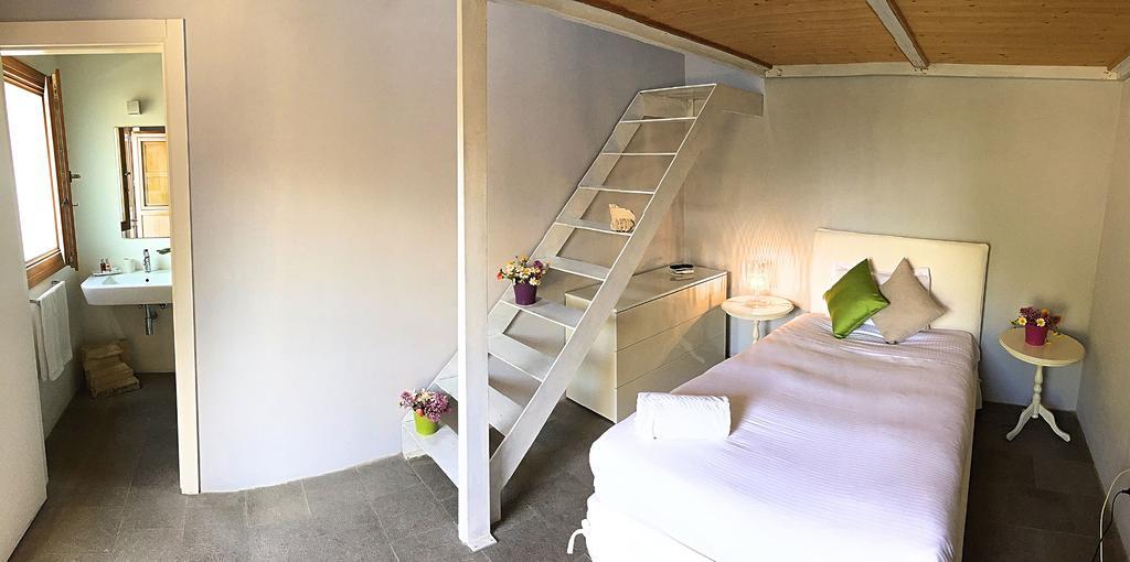 Villa Vela 博尔戈阿尔维里亚旅馆 外观 照片