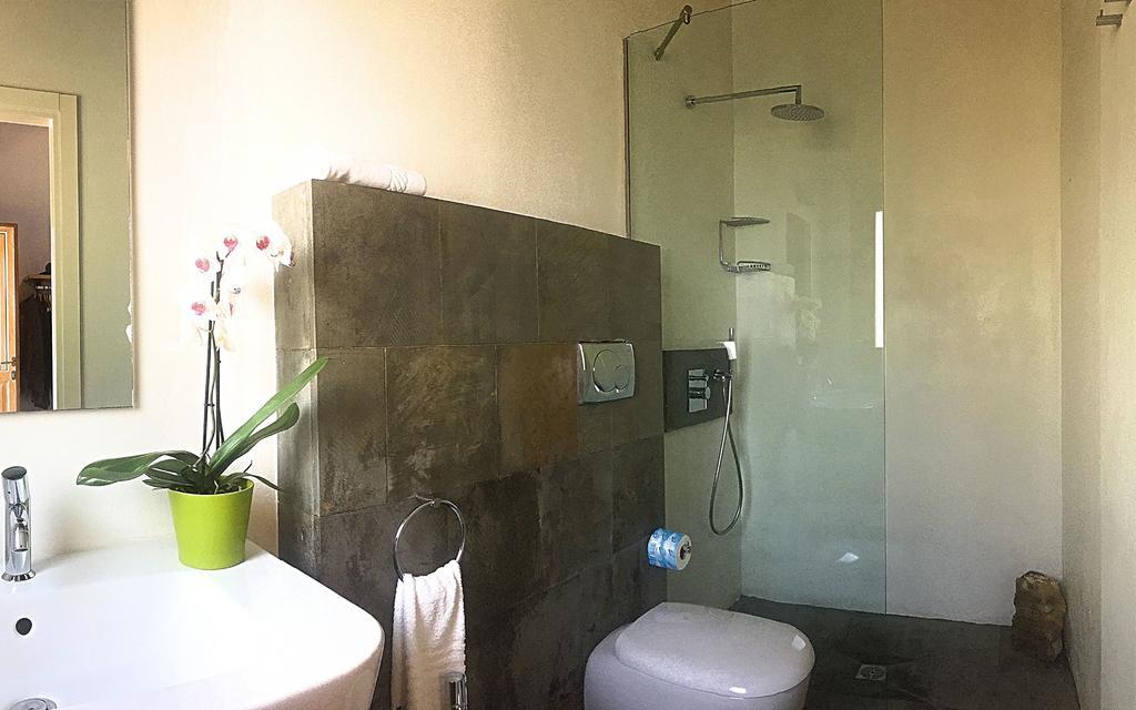 Villa Vela 博尔戈阿尔维里亚旅馆 外观 照片