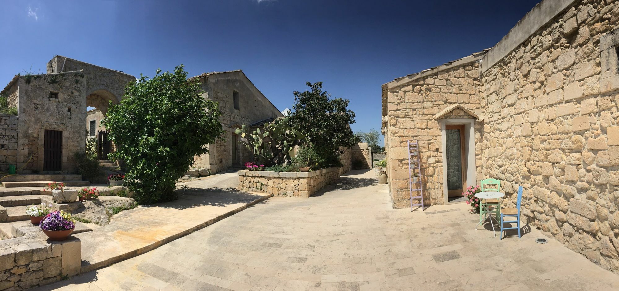 Villa Vela 博尔戈阿尔维里亚旅馆 外观 照片